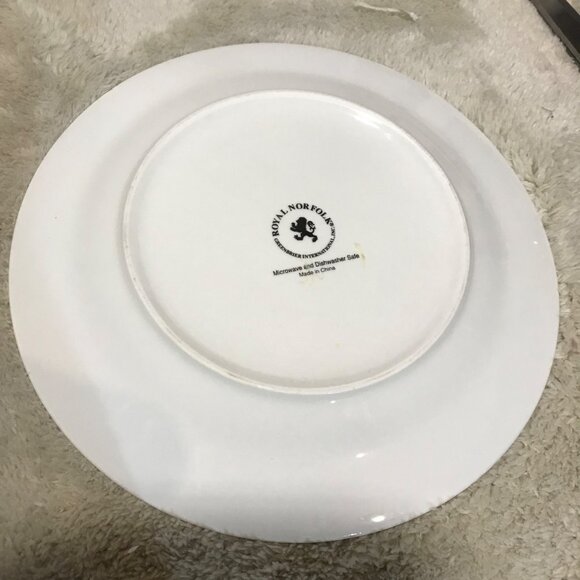 Set Of 6 Fall-Themed Grateful" Dinner Plates With Leaf Design 10.5 Inches Diamet - Picture 7 of 8